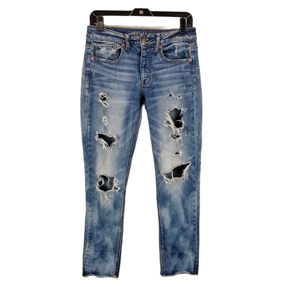 American Eagle Outfitters Women's Distressed Tomgirl Jeans Size 2